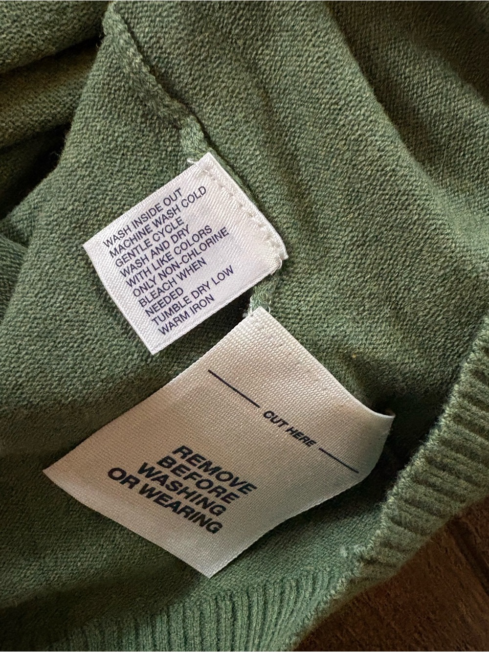 Women’s brand new Gap green turtleneck Sweater - Classic Knit